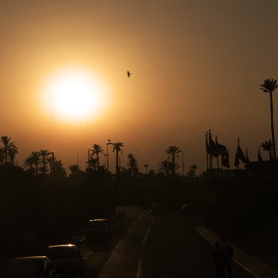 África también amanece